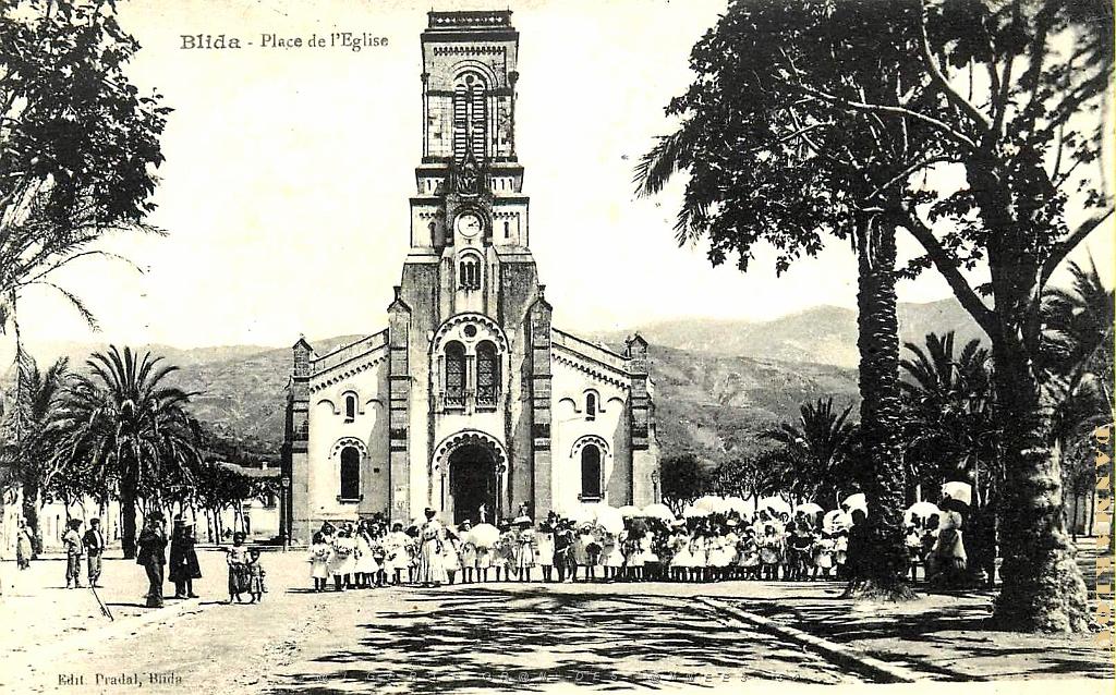 Blida - Place de l'Eglise.jpg